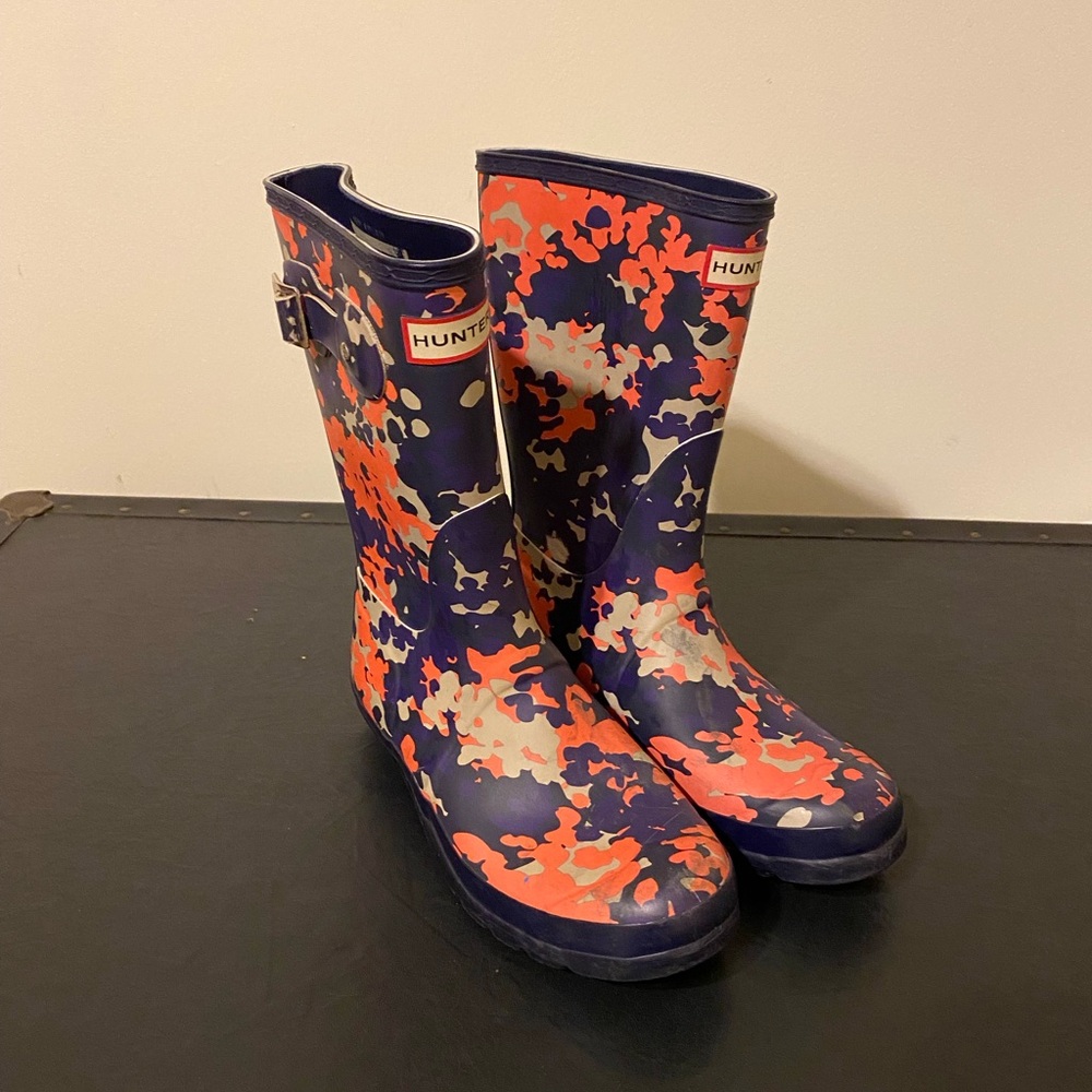 Hunter Navy & Orange Camo Rain Boots (Chicago Bears colors)